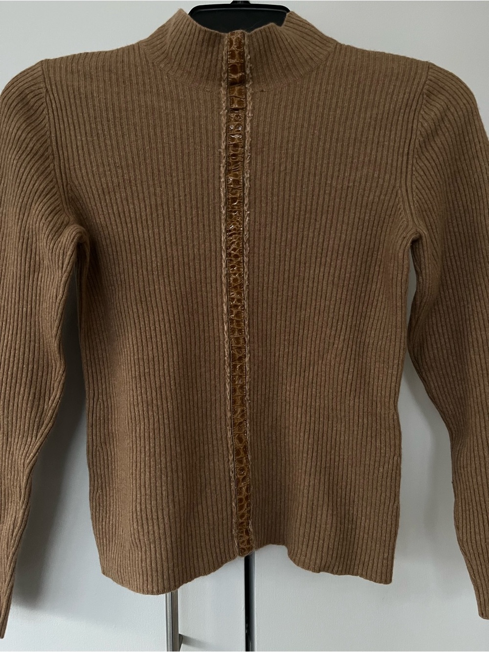 Vintage Escada Cashmere/Wool Ribbed Knit Mock Neck Sweater Size 36(S) Tan